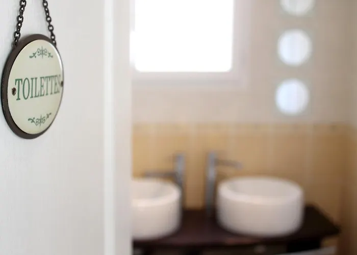 Hotel Logis - Du Pastel - 3 Etoiles Et Restaurant