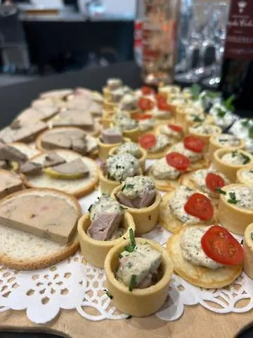 فندق Logis - Du Pastel - 3 Etoiles Et Restaurant Nailloux