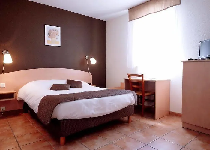 Logis - Du Pastel - 3 Etoiles Et Restaurant 3*