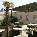 Hotel Logis - Du Pastel - 3 Etoiles Et Restaurant