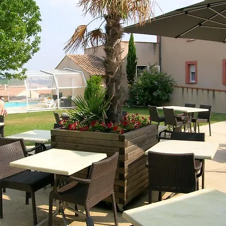 מלון Logis - Du Pastel - 3 Etoiles Et Restaurant Nailloux