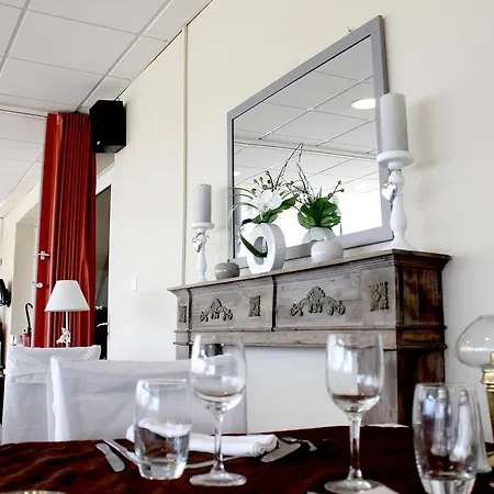Logis - Du Pastel - 3 étoiles Et Restaurant 3* Nailloux
