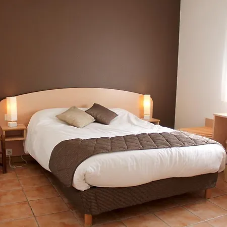 Logis - Du Pastel - 3 Etoiles Et Restaurant