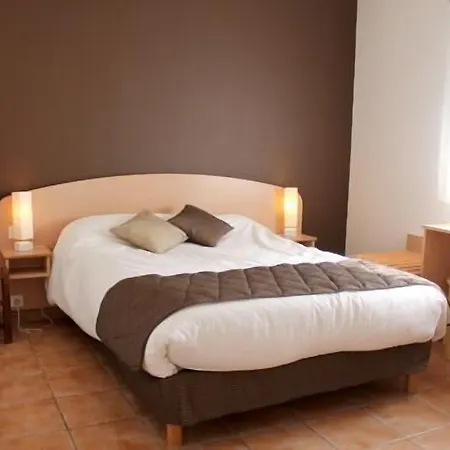 Logis - Du Pastel - 3 Etoiles Et Restaurant