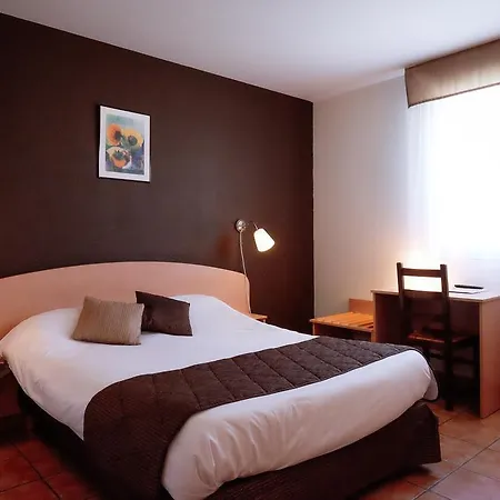 Logis - Du Pastel - 3 Etoiles Et Restaurant 3* Nailloux