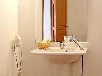 Hotel Logis - Du Pastel - 3 Etoiles Et Restaurant 3*
