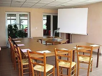 Logis - Du Pastel - 3 Etoiles Et Restaurant מלון