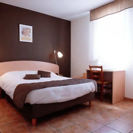Logis - Du Pastel - 3 étoiles Et Restaurant 3* Nailloux