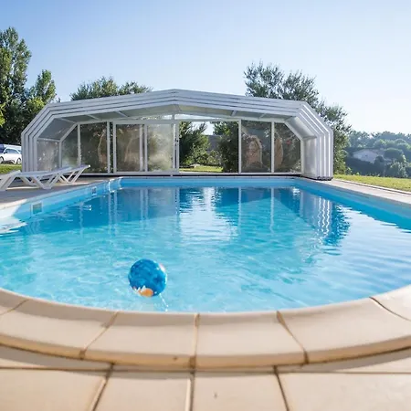 Logis - Du Pastel - 3 Etoiles Et Restaurant מלון 3*