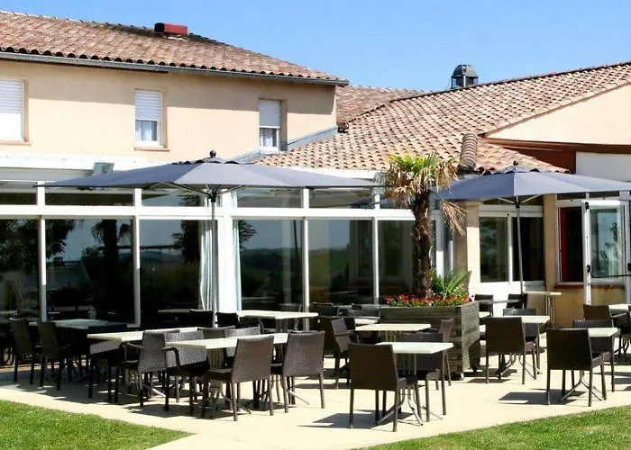 Logis - Du Pastel - 3 Etoiles Et Restaurant Nailloux